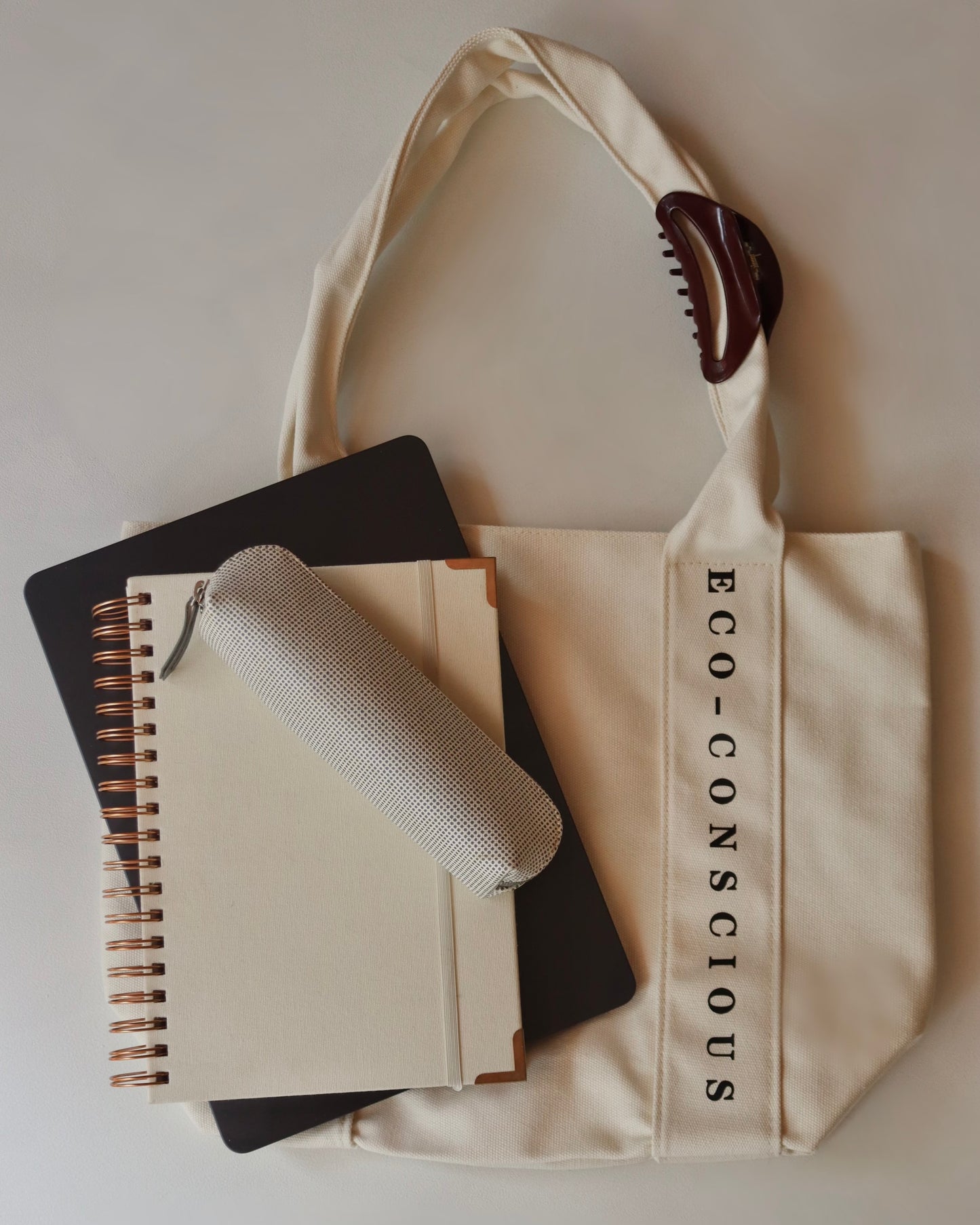 La Tote - Your Everyday Tote